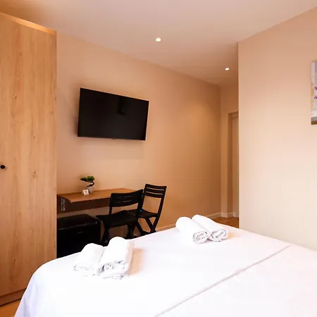 Grandstay Апартаменты Тирана