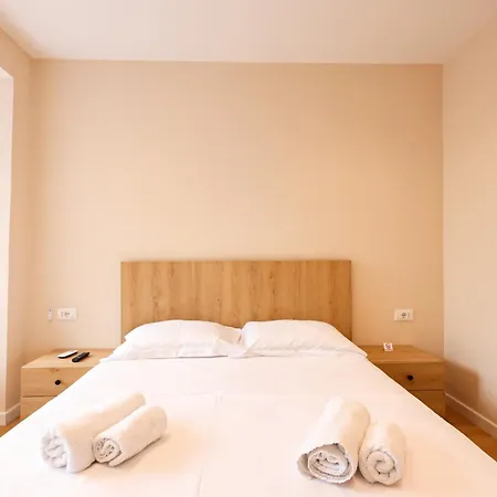 Grandstay Апартаменты Тирана