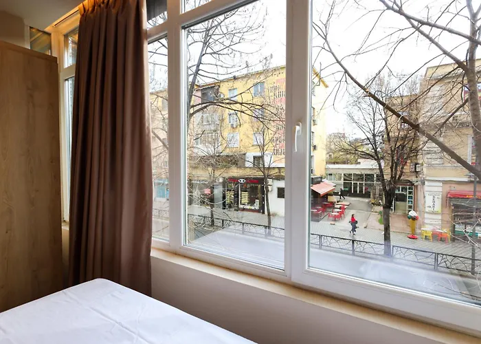 Grandstay 公寓 地拉那